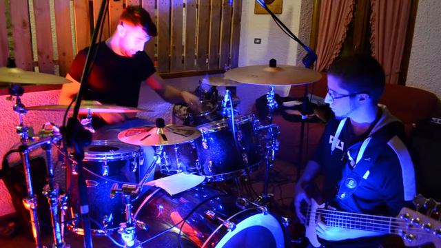 SUPER MARIO THEME SONG - Drum & Bass смотреть онлайн