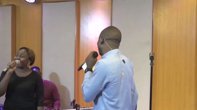 UPPER ROOM Worship Experience with DUNSIN OYEKAN 3rd September 2021 смотреть онлайн