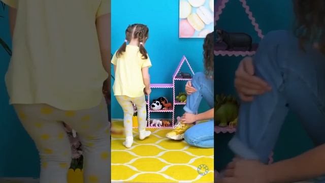 Простые DIY миниатюрные игрушки и гаджеты из картона: Из мусора в сокровища! ? смотреть онлайн