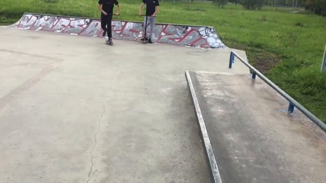 ИГРАЕМ В СКУТ/GAME OF SCOOT!!!!! смотреть онлайн