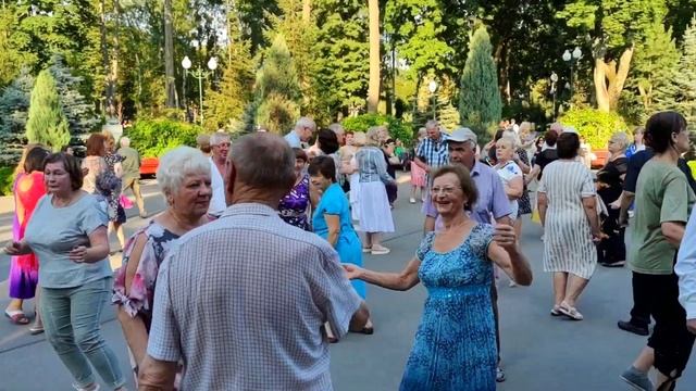 Kharkiv Харьков Танцы Парк Горького 2021 смотреть онлайн