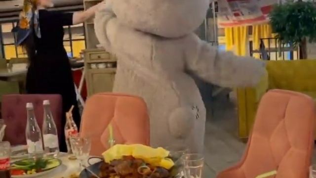 ЧЕЧЕНСКАЯ СВАДЬБА 2021 ЧЕЧЕНКИ ТАНЦУЮТ смотреть онлайн