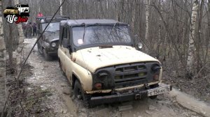 Прокачанный УАЗ Буханка на бездорожье, тюнинг УАЗ Патриот и УАЗ 469 на военных мостах. Офф роуд 2019