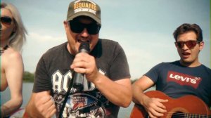 Вася Пряников: Водочка (Сл. Юрий Коренблит/муз. Вася Пряников)