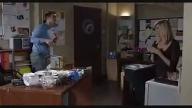 21/01/2008 clips 2/3 Ronnie Learns More About Jack смотреть онлайн