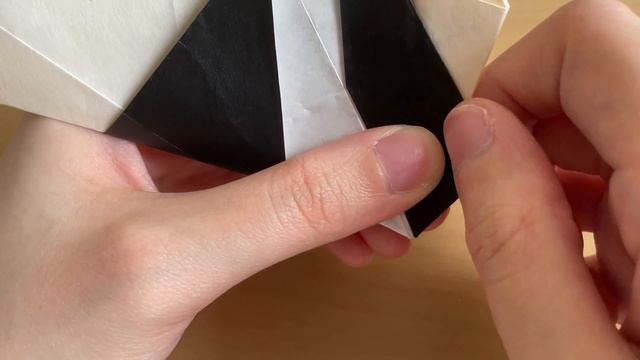 Origami Pennant Coralfish ? ? By Katsuta Kyohei 摺紙 珊瑚魚￼ 折り紙 サンゴ礁の魚 смотреть онлайн