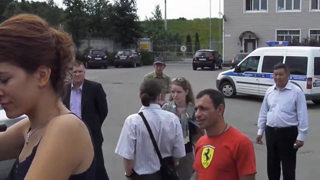 У человека-дерева взяли отпечатки пальцев смотреть онлайн