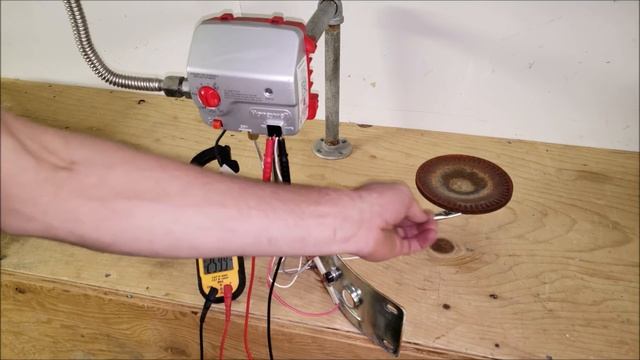 Water Heater Pilot Light & Thermopile Troubleshooting! смотреть онлайн