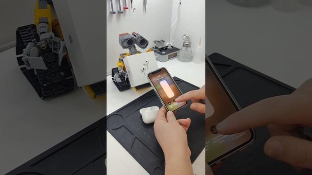 Разобрал AirPods Pro 2, а внутри... смотреть онлайн