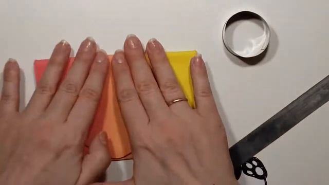 Градиент из полимерной глины. ЛЕГКИЙ СПОСОБ! How to make skinner blend polymer clay free tutorial. смотреть онлайн
