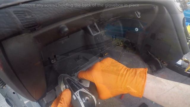 Peugeot 607 Dashboard Removal