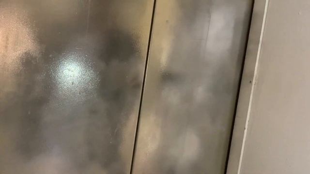 Электрический лифт (Строммашина-1967 г. в. мод. Schindler-2003 г. в.) V=0,65 м/с Г/П 350 кг. смотреть онлайн