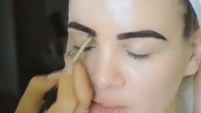 Ryana Henna смотреть онлайн