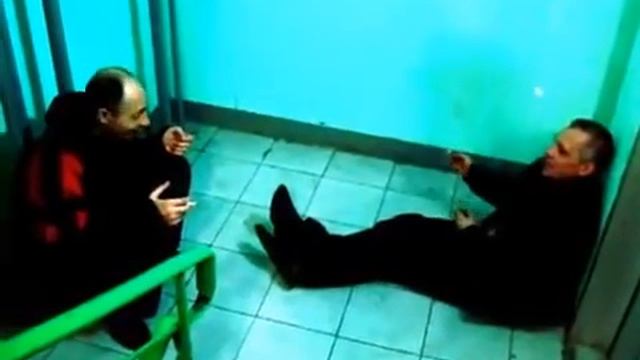 Реалити-шоу Бирюлёво Западное - Белая каска БЛАТНОЙ VS ФРИЦ смотреть онлайн