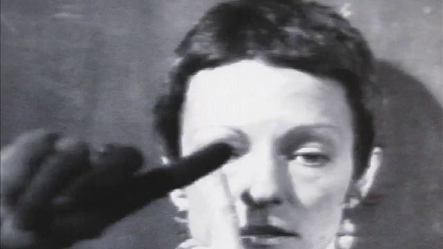 Joan Jonas - The Anchor Stone смотреть онлайн