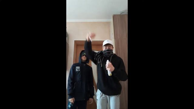 Что делать если от тебя воняет ? смотреть онлайн