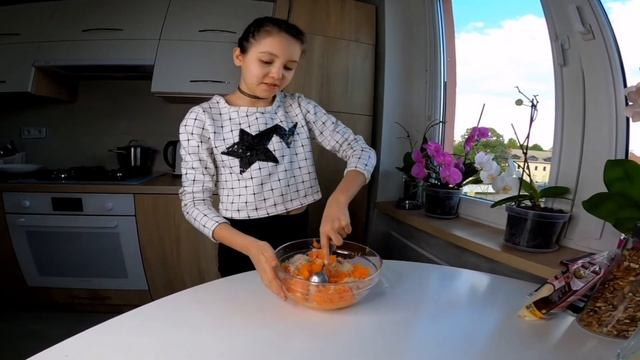 Морковные котлеты /Kotlety z marchwi/Carrot cutlets смотреть онлайн