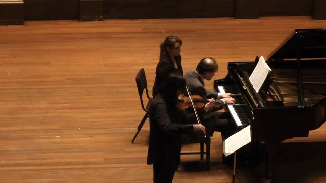 Kavakos/Pace - Sonata No. 8 in G Major, Opus 30, no. 3 - 2. Tempo di minuetto / Beethoven смотреть онлайн