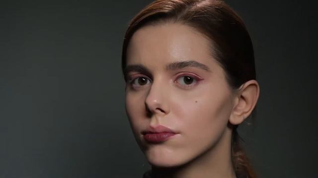 Как сделать макияж одной помадой? смотреть онлайн