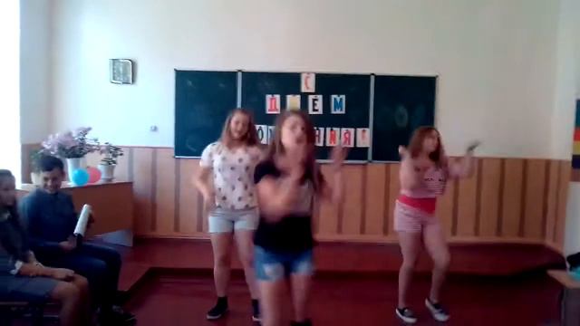 Флешмоб . Время и стекло Наверно потомучто смотреть онлайн