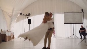 Очаровательный свадебный танец с поддержками под песню Bad Liar