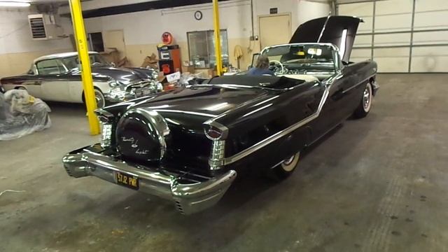 1957 Oldsmobile Starfire 98 convertible J2 Tri Power смотреть онлайн