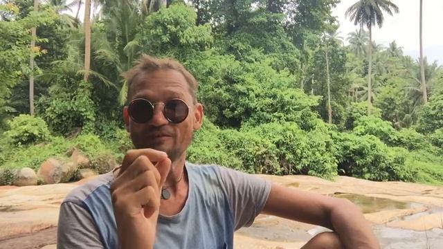 мысли в голове смотреть онлайн