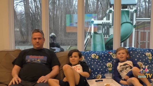 Nerf Battle Aliens vs Fortnite Blasters смотреть онлайн