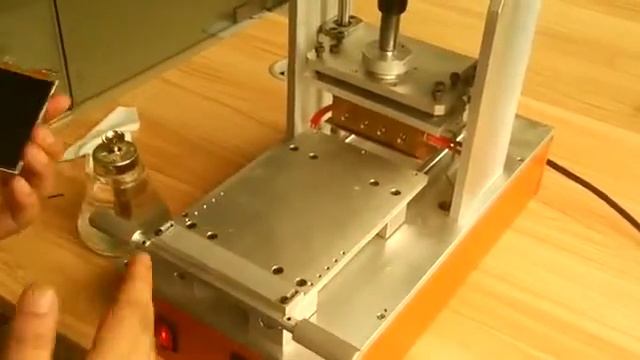 как снять остатки клея с дисплея с помощью аппарата смотреть онлайн