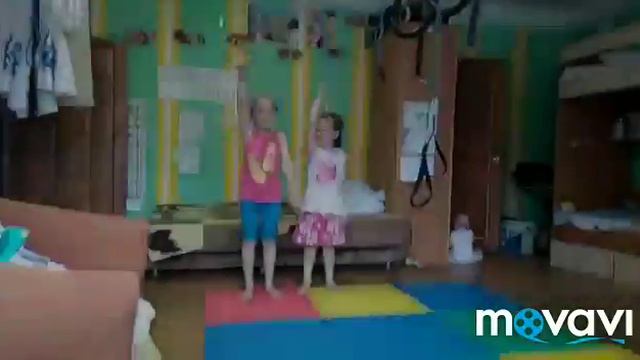 Девочки сняли первое видео. смотреть онлайн