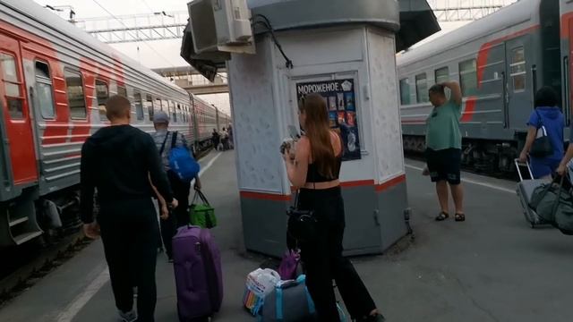 ВЛОГ НАШИ ПРОДУКТЫ В ДОРОГУ/СЕЛИ В ПОЕЗД/ПУТЕШЕСТВИЕ НАЧИНАЕТСЯ смотреть онлайн