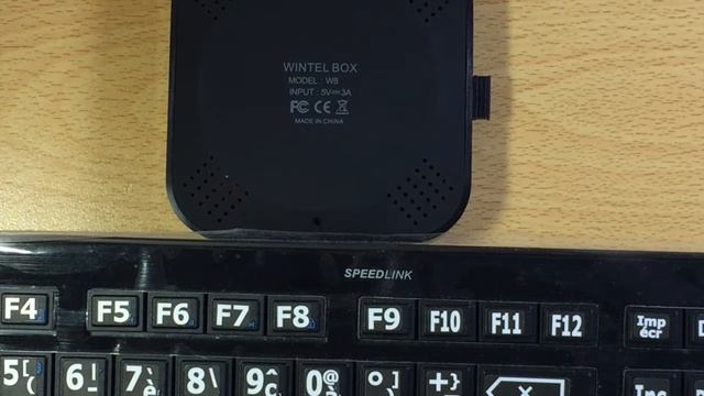 Nouveauté Jaws Box Ultra Mini PC Portable Windows 10 Dans La Poche Equipé Suite Office Skype смотреть онлайн