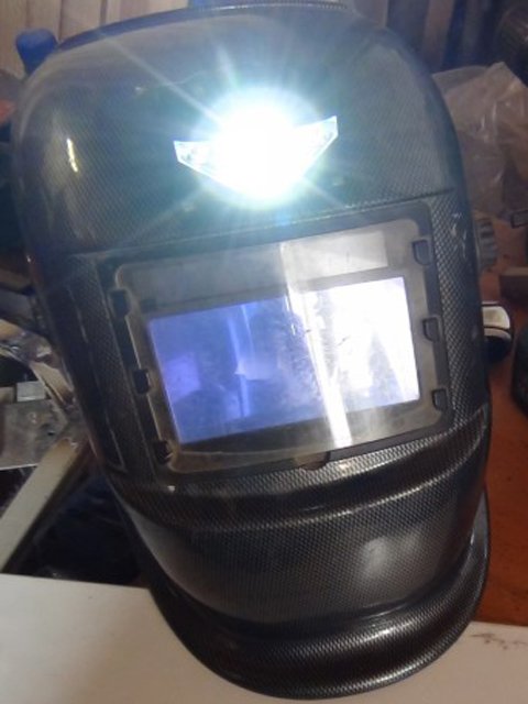 Сварка: дополнительная подсветка на сварочный шлем смотреть онлайн