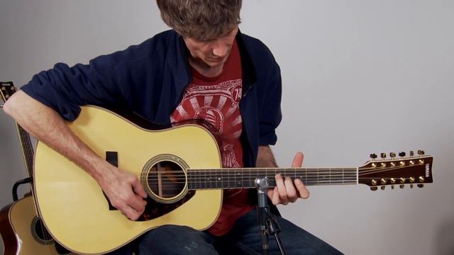 Yamaha LL16 ARE Handcrafted Acoustic Guitar Performance