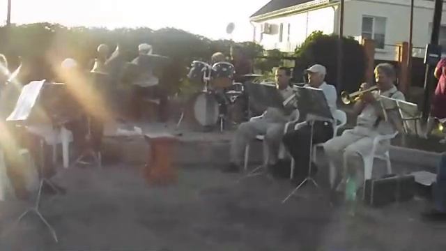 Попурри "Мурка" - духовой оркестр на празднике смотреть онлайн