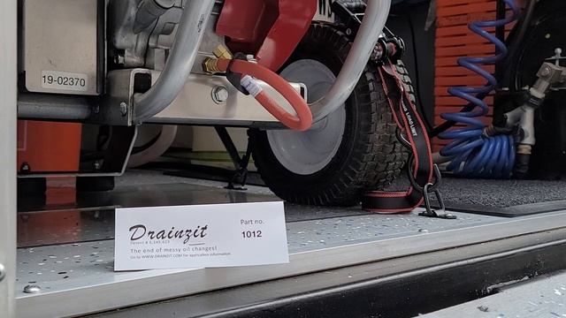 Easy, Mess Free Oil Change Tip For A Honda GX390 Pressure Pro Pressure Washer смотреть онлайн