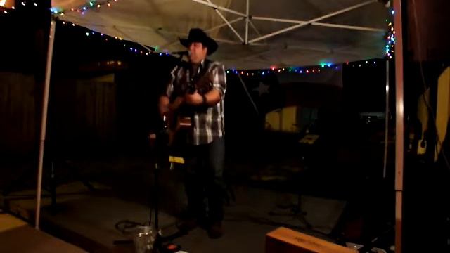 Keith Kelso "Miles and Miles of Texas" (Bob Wills cover) @ Milt's Pit BBQ 11/2/13 (3) смотреть онлайн