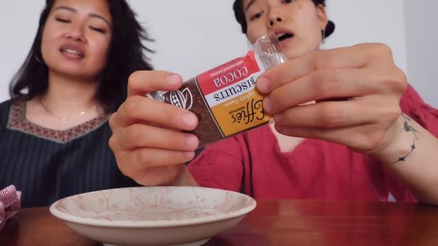 Tasting 80 Snacks from Fancy Food Shows смотреть онлайн