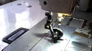 Промышленная швейная машина 862 класс ПМЗ для шитья кожи.