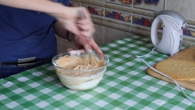 АРАХИСОВЫЙ ТОРТ "КОРОВКА". Нравится ВСЕМ! смотреть онлайн