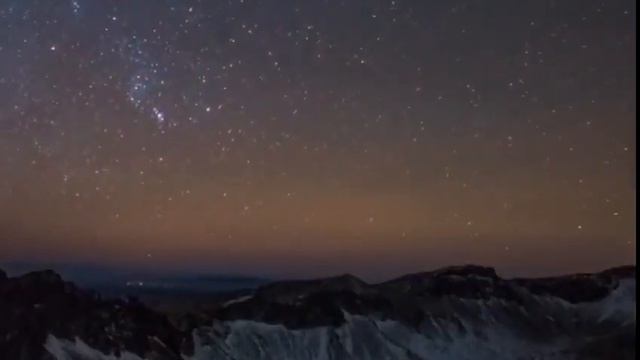 НЕВЕРОЯТНО КРАССИВЫЙ ЗВЕЗДОПАД 🌠 😋🥰 смотреть онлайн