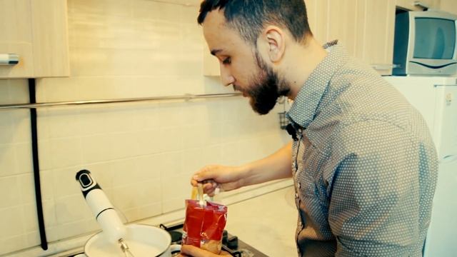 Как приготовить МОРОЖЕНОЕ | Михаил Vegan | простой рецепт мороженого за 5 рублей смотреть онлайн