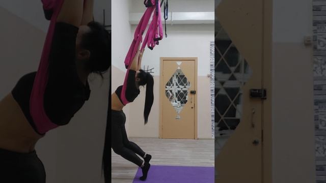 собака мордой вверх смотреть онлайн