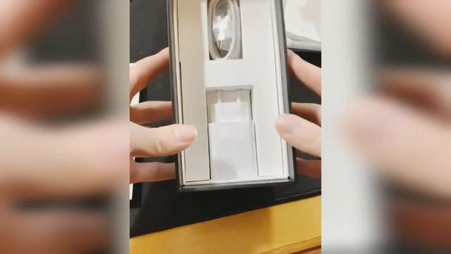 Redmi Mi 10 Lite Unboxing смотреть онлайн