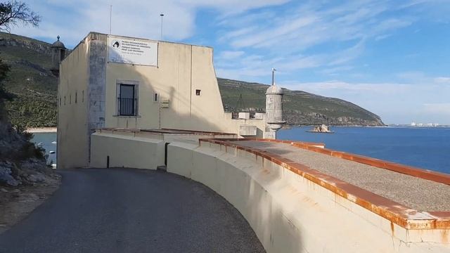 Серра-да-Аррабида. Пляж Портинью. ?? ⛵ ? Serra de Arrabida. Portinho da Arrabida. смотреть онлайн