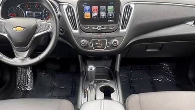 2018 Chevrolet Malibu LT Sedan 4D (North Attleborough, Massachusetts) смотреть онлайн