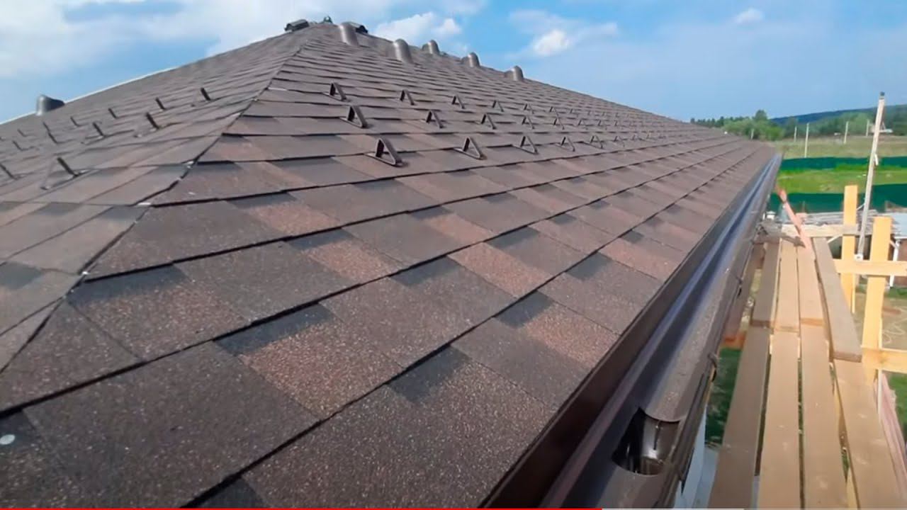 ЗАВЕРШЕНИЕ СТРОЙКИ ДОМА ИЗ ГАЗОБЕТОНА. МОНТАЖ МЯГКОЙ КРОВЛИ, ВОДОСТОЧНОЙ СИСТЕМЫ, СНЕГОЗАДЕРЖАТЕЛЕЙ смотреть онлайн