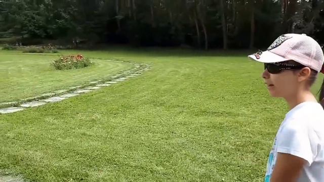 Прогулка по парку в Кисловодске / Walking Across Kislovodsk