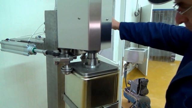 Sealing machine for tins смотреть онлайн