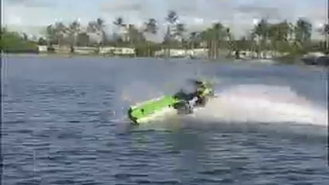 Jet Ski SXR - KawasaKi Commercial смотреть онлайн